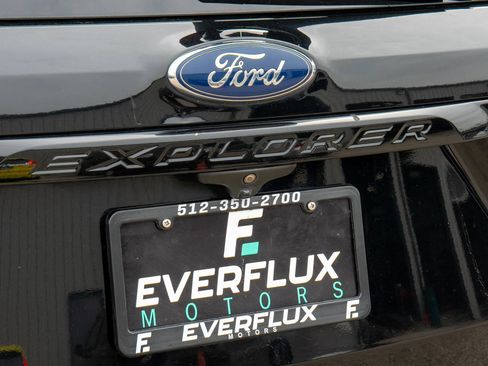 Used 2017 Ford Explorer Sport AWD/4WD image 19