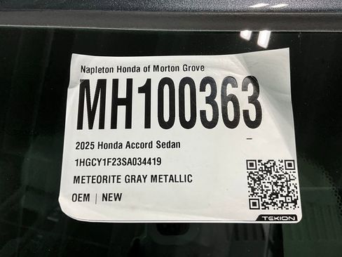 Certified 2025 Honda Accord LX image 35