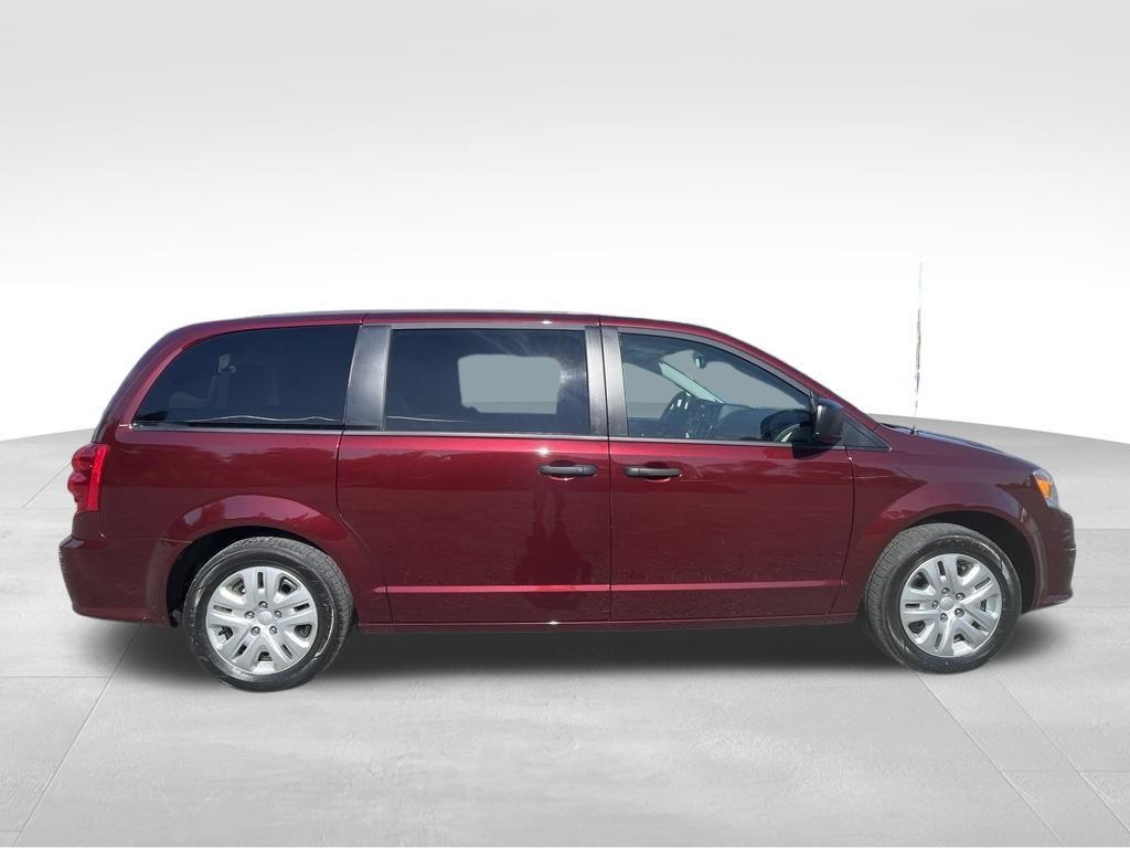Used 2019 Dodge Grand Caravan SE w/ UConnect Hands-Free Group FWD image 11