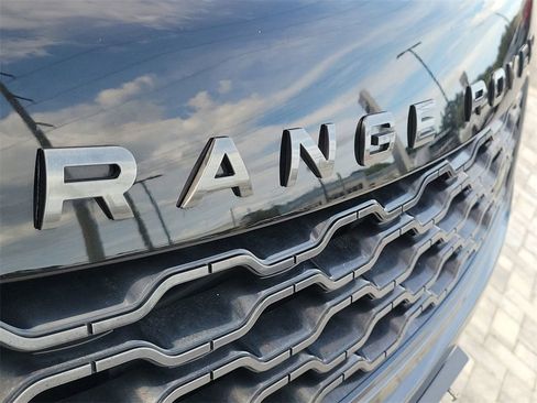 Used 2022 Land Rover Range Rover Sport HSE Silver Edition image 9