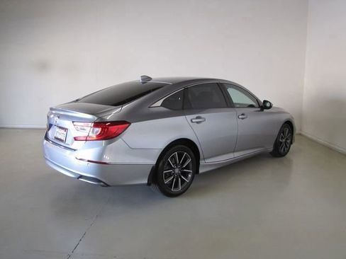 Used 2022 Honda Accord EX-L image 26
