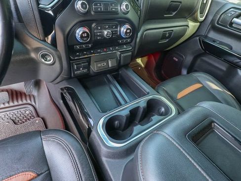 Used 2021 GMC Sierra 1500 AT4 w/ AT4 Premium Package AWD/4WD image 21