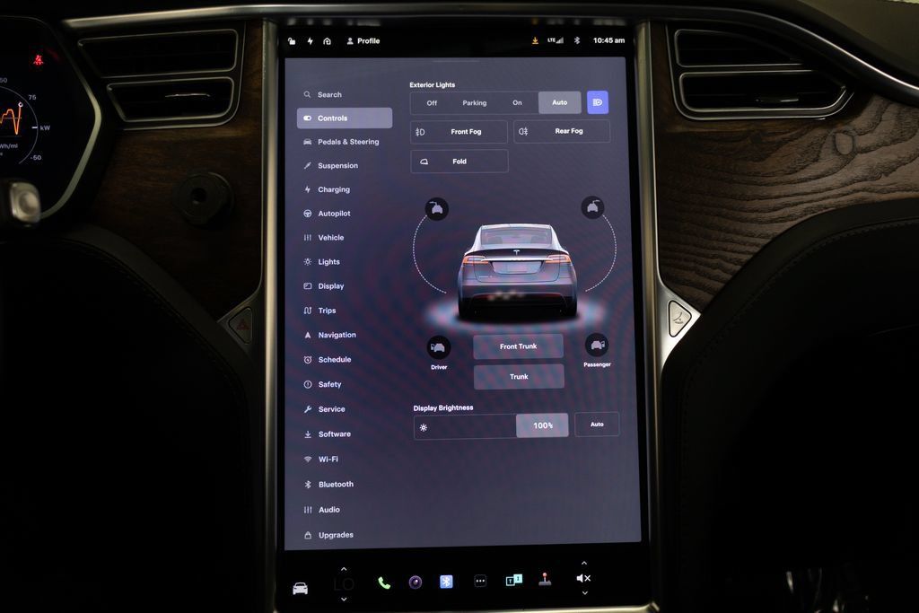 Used 2018 Tesla Model X 100D AWD/4WD image 32