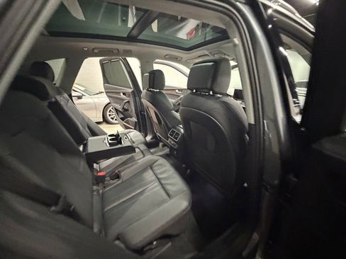 Used 2019 Audi Q5 2.0T Premium Plus w/ Premium Plus Package image 33