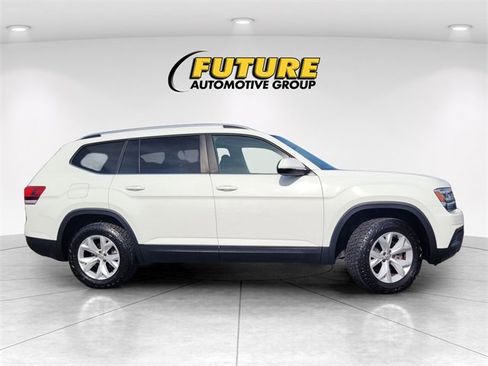 Used 2018 Volkswagen Atlas S image 3