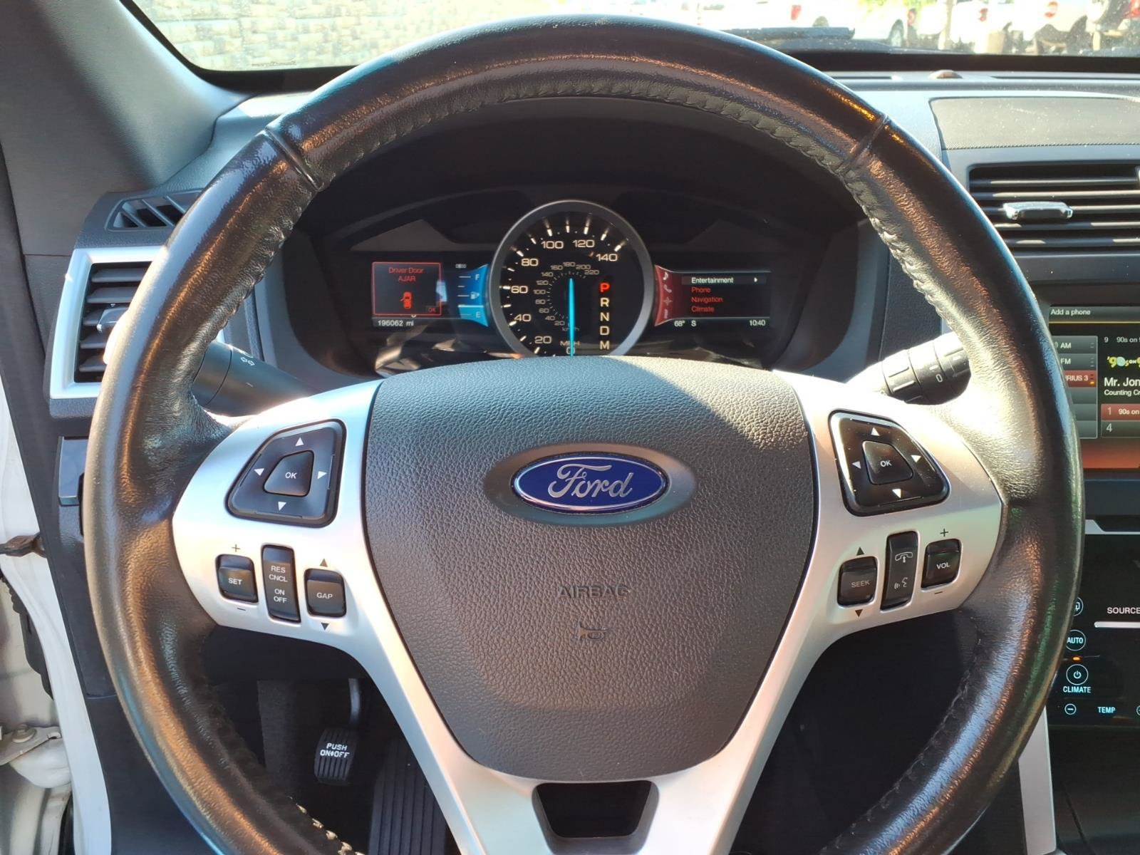 Used 2013 Ford Explorer Limited AWD/4WD image 22