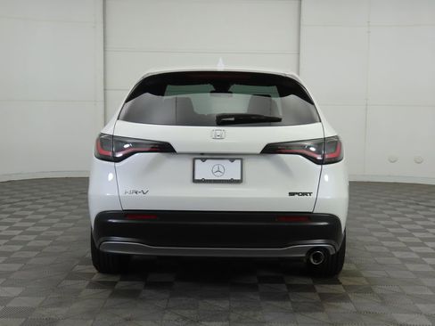 Used 2024 Honda HR-V Sport image 6