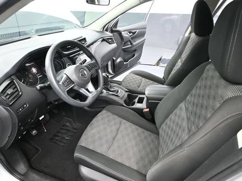 Used 2017 Nissan Rogue Sport SV AWD/4WD image 21