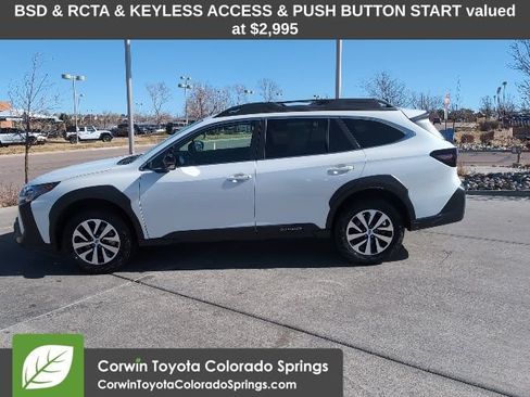 Used 2025 Subaru Outback Premium AWD/4WD image 4