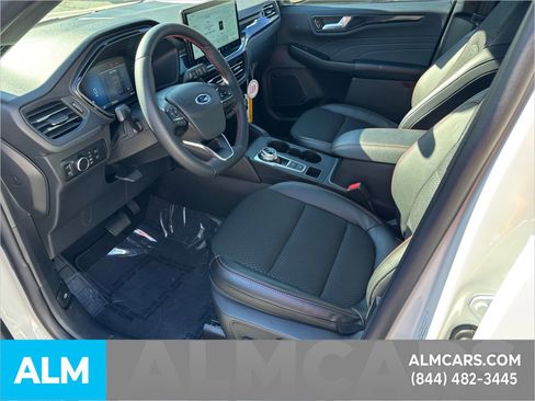 Used 2025 Ford Escape ST-Line w/ Equipment Group 301A image 11