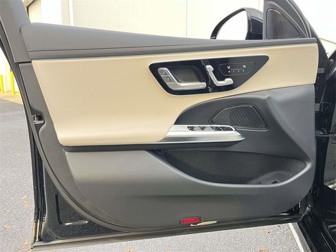 New 2026 Mercedes-Benz E 350 4MATIC Sedan image 11