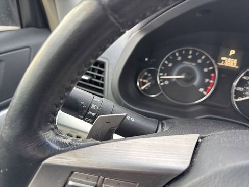 Used 2010 Subaru Outback 2.5i Premium image 24