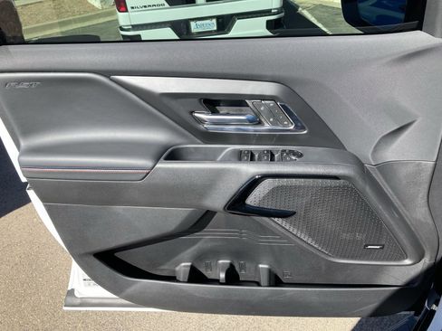 New 2025 Chevrolet Silverado EV RST image 12