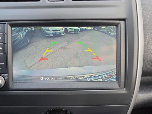 Used 2019 Nissan Versa Note SV FWD image 18