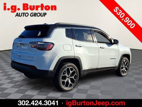 New 2026 Jeep Compass Limited AWD/4WD image 4