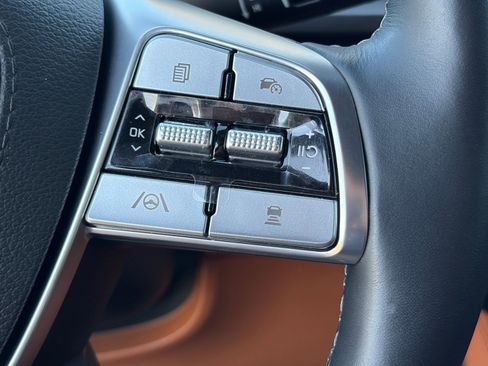 Certified 2025 Kia Telluride SX Prestige X-Line AWD/4WD image 24