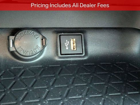 Certified 2025 Toyota RAV4 XLE AWD/4WD image 24
