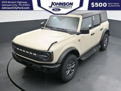New 2025 Ford Bronco Badlands AWD/4WD image 18