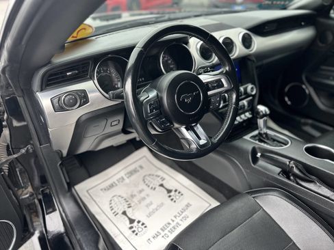 Used 2020 Ford Mustang GT Premium image 10