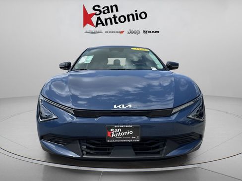 Used 2025 Kia EV6 Light RWD image 4