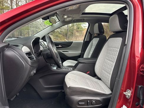 Used 2023 Chevrolet Equinox LT image 13