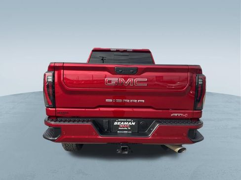 Used 2025 GMC Sierra 2500 AT4 w/ AT4 Premium Plus Package image 7