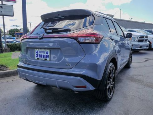Used 2022 Nissan Kicks SR w/ Premium Package FWD image 7