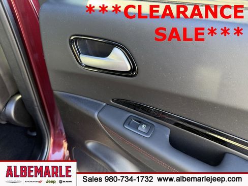 Used 2024 Dodge Durango Citadel image 38