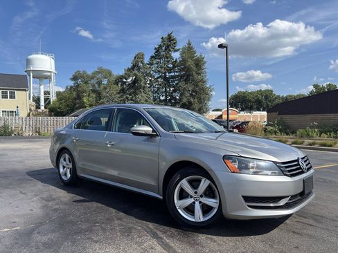 Used 2012 Volkswagen Passat 2.5 SE FWD image 10