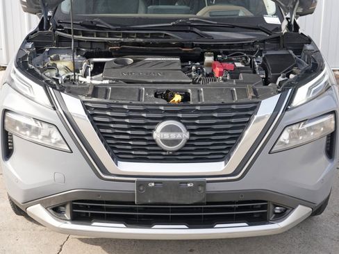 Used 2022 Nissan Rogue Platinum w/ Head-Up Display Package image 7