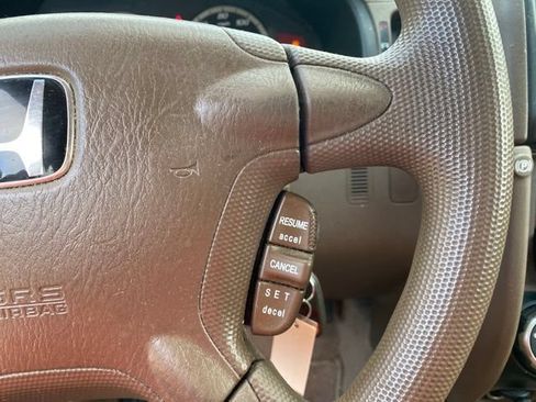 Used 2004 Honda CR-V LX image 16