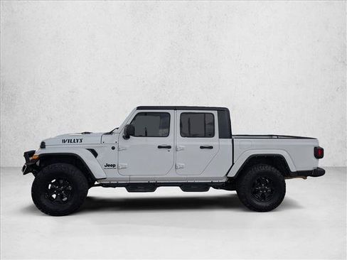 Used 2025 RAM 2500 Laramie AWD/4WD image 9