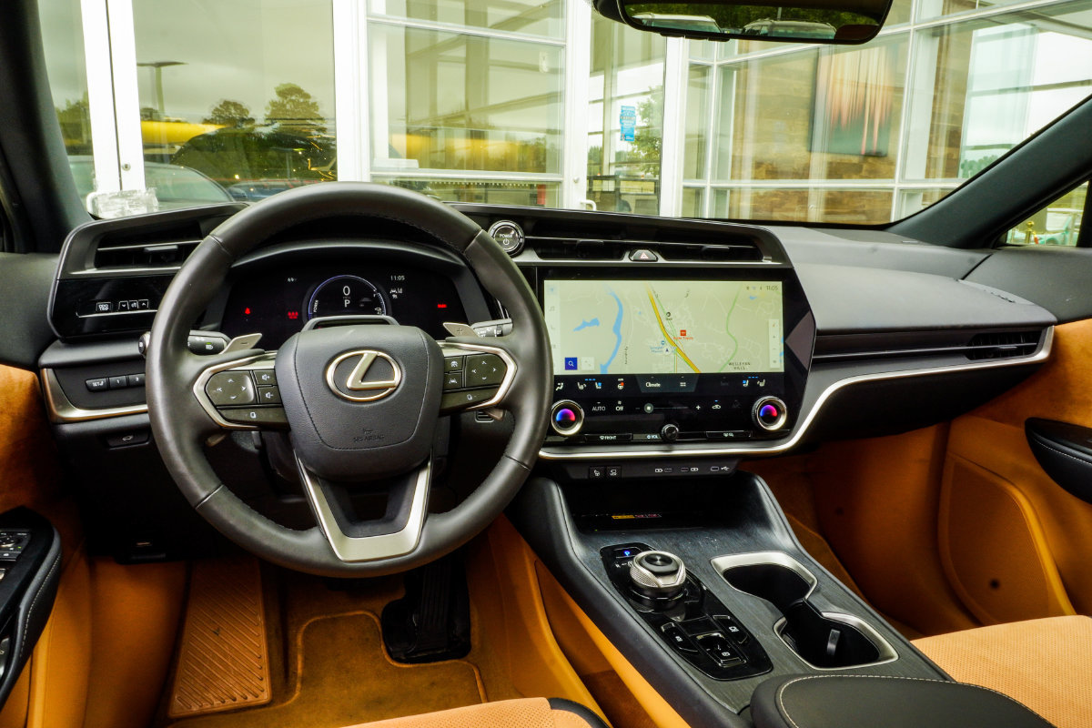 Used 2023 Lexus RZ 450e Premium w/ Cold Area Package AWD/4WD image 17