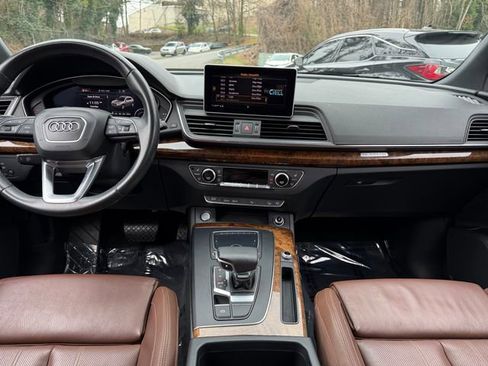 Used 2018 Audi Q5 2.0T Premium Plus w/ Premium Plus Package image 16