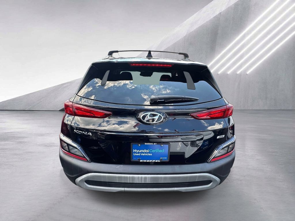 Certified 2023 Hyundai Kona SEL AWD/4WD image 4