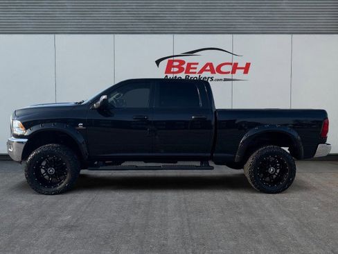 Used 2018 RAM 2500 Tradesman w/ Chrome Appearance Group image 7