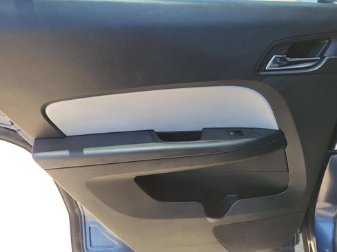 Used 2017 GMC Terrain SLE FWD image 11