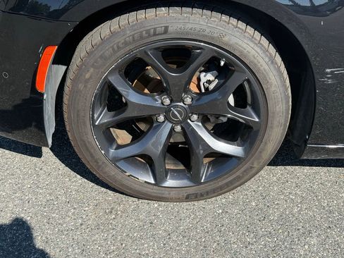 Used 2023 Chrysler 300 S RWD image 11