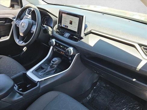 Used 2024 Toyota RAV4 XLE FWD image 26