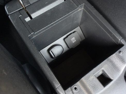 Used 2015 Nissan Sentra SV w/ Style Package image 29