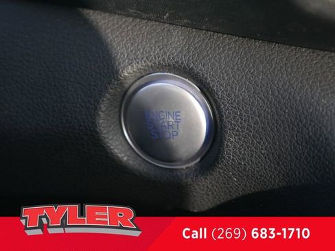 Used 2022 Hyundai Santa Fe SEL image 30