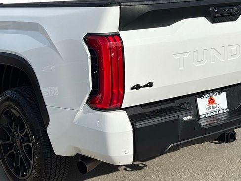 Used 2022 Toyota Tundra SR5 image 8