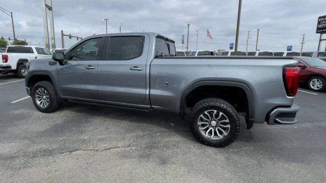 Used 2022 GMC Sierra 1500 AT4 w/ Technology Package AWD/4WD image 7