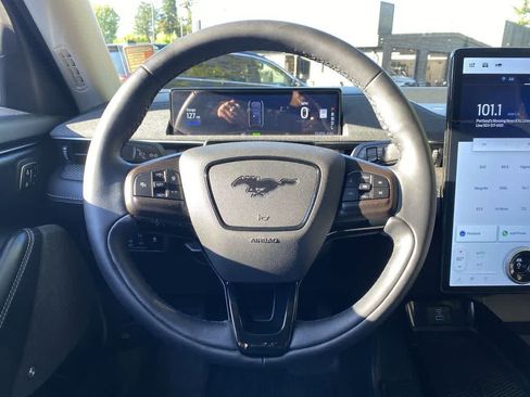Used 2023 Ford Mustang Mach-E Premium AWD/4WD image 19