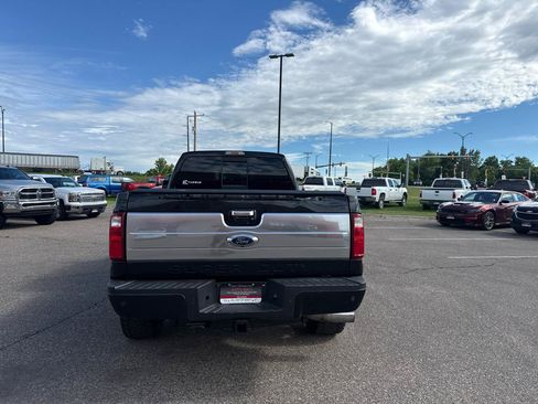 Used 2016 Ford F350 Lariat w/ Chrome Package AWD/4WD image 4