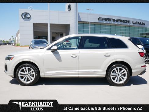 Used 2025 Audi Q7 2.0T Premium Plus w/ Premium Plus Package AWD/4WD image 3