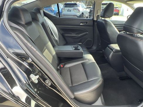 Used 2019 Nissan Altima 2.5 SR w/ SR Premium Package image 26