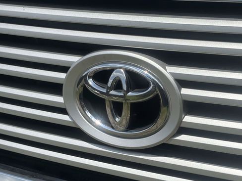 Used 2015 Toyota Tundra Limited w/ TRD Off Road Package RWD image 5