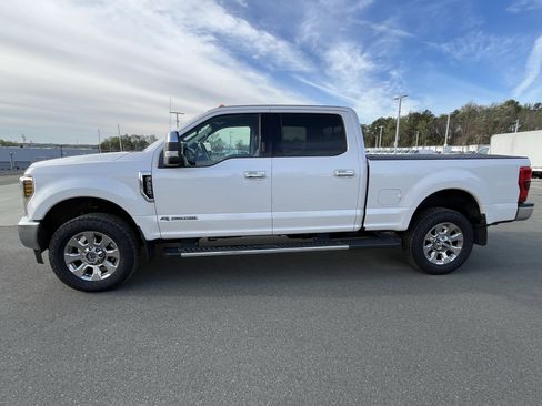 Used 2018 Ford F250 Lariat image 6
