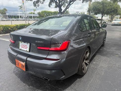Used 2020 BMW 330i Sedan w/ M Sport Package RWD image 7